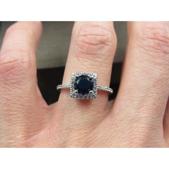 Size 7 Sterling Silver Round Blue Round Cubic Zirconia Halo Band Ring - Picture 4 of 9
